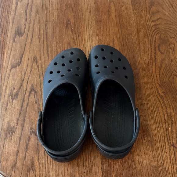 CROCS Classic Black Slip-On Clog with Heel Strap main image 5